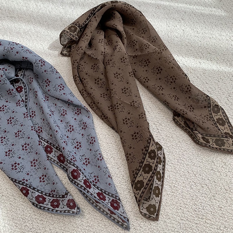Vintage Fashion Rings - 100% Silk Bandana Scarf Neckerchief Vintage