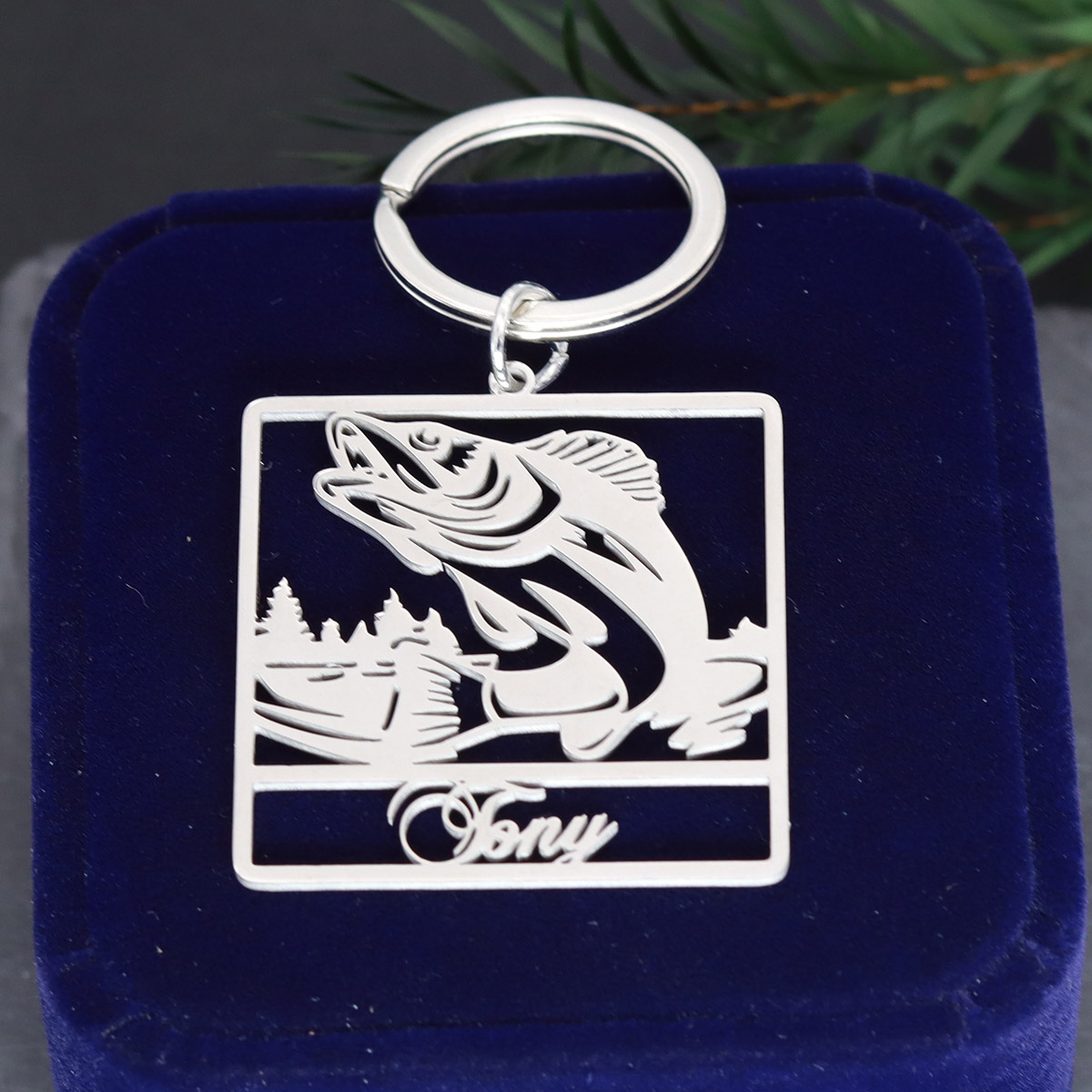 Custom Name Fish Keychain Pers - Vintage Fashion Names 评论和价格