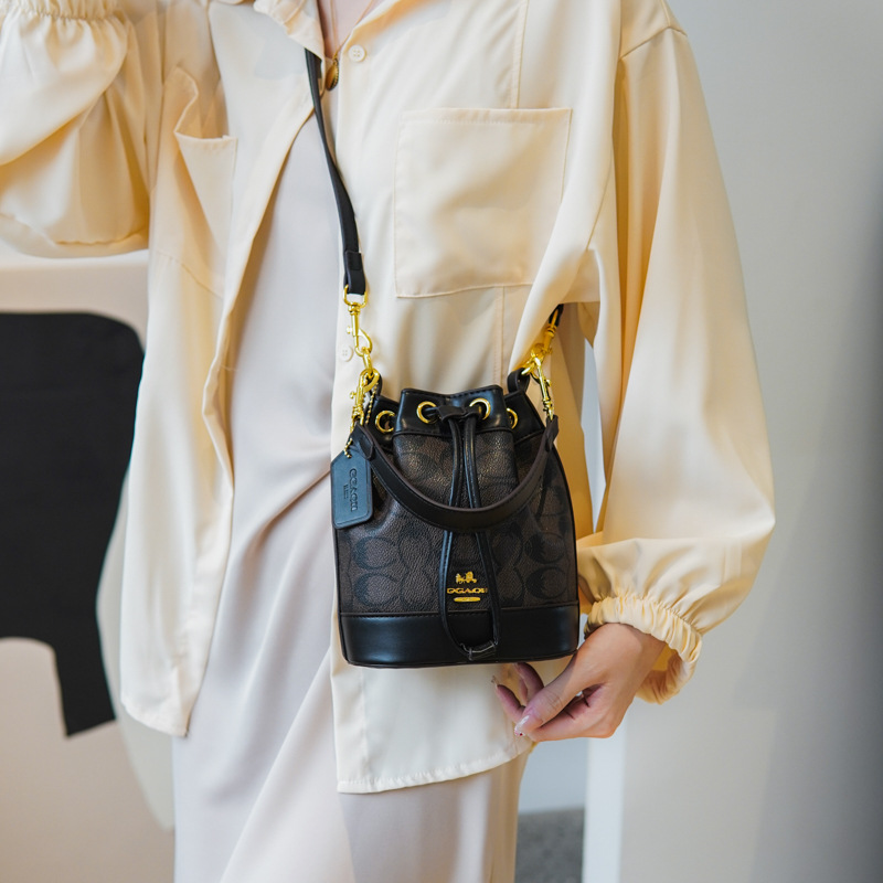 New boutique vintage flower bu - Vintage Fashion Boutique 评论和价格