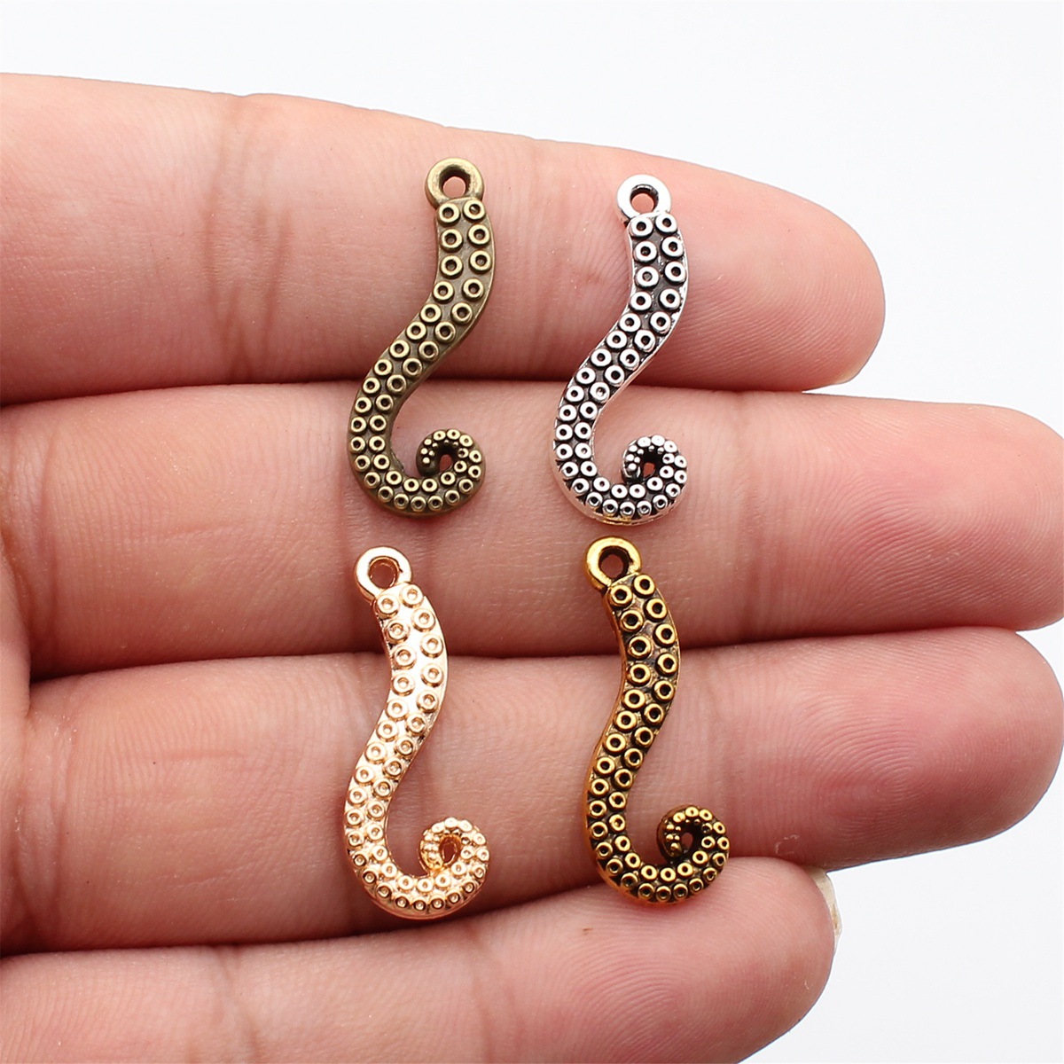 WYSIWYG 20pcs 26x10mm 4 Colors - Vintage Fashion Nova 评论和价格